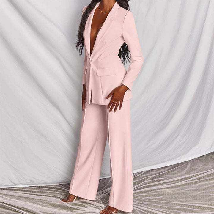 Zakelijke dames blazer en broek set, comfortabel en stijlvol voor op kantoor.