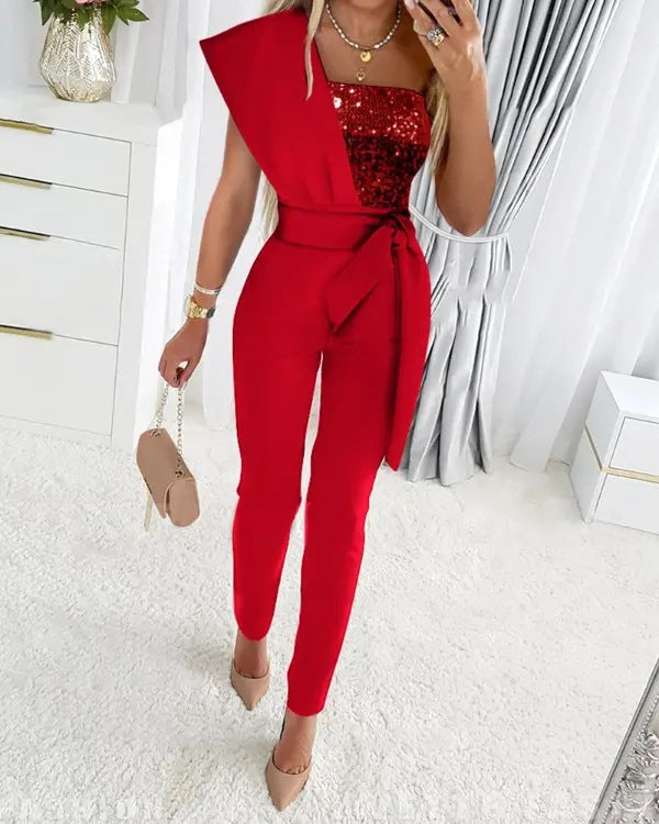 Glamoureuze dames avondjumpsuit met pailletten, biedt comfort en stijl voor elke feestelijke gelegenheid.