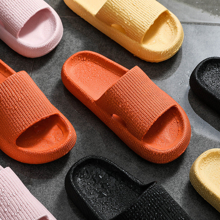 Flexibele zomerschoenen met dikke dempende zool