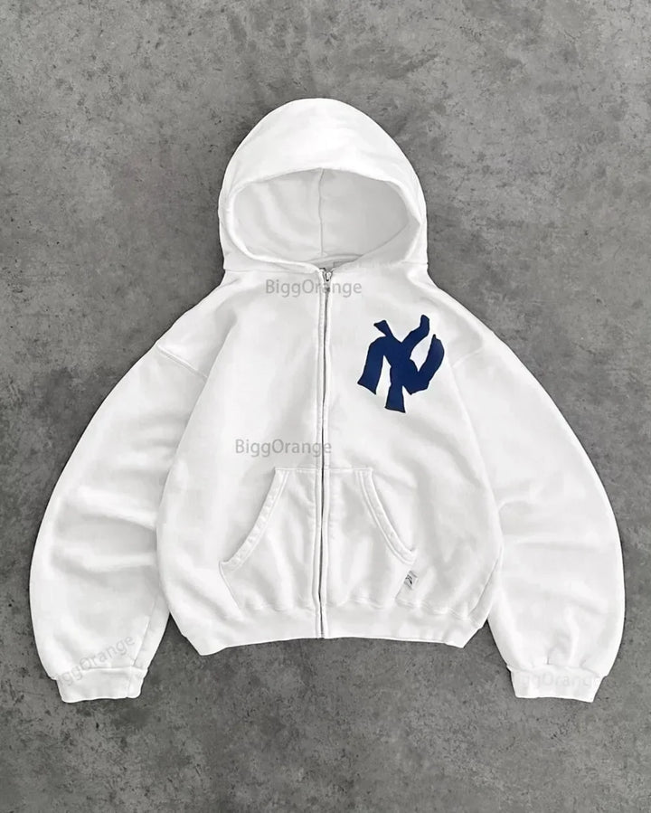 Comfortabele Y2K hoodie getoond in gedetailleerde close-up van de capuchon