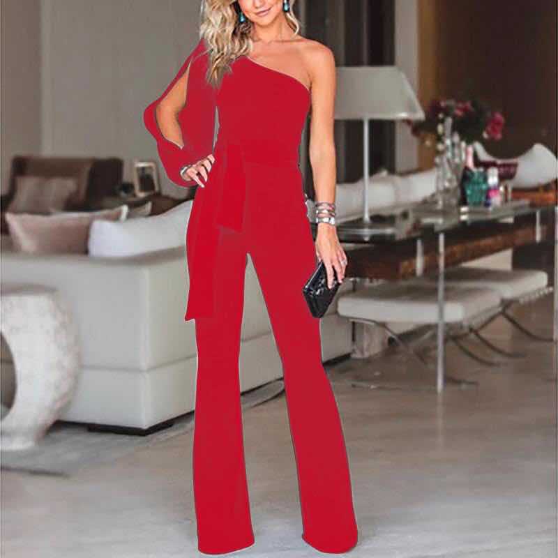 Elegante paarse dames jumpsuit die comfort en stijl combineert voor elke viering