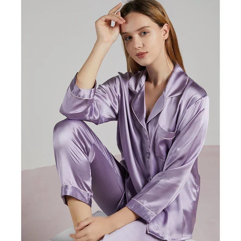 Comfortabele pasvorm van de broek en top