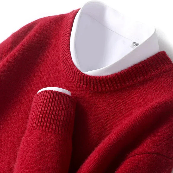 Stijlvolle combinatie van de crewneck trui met casual kleding