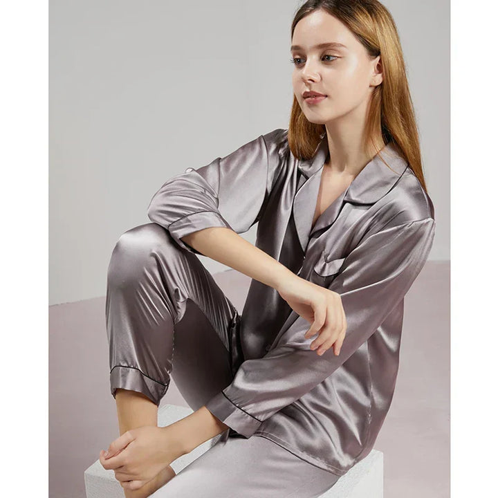 Celeste Luxe Dames Pyjama Set voor elegante nachten en comfortabele loungewear