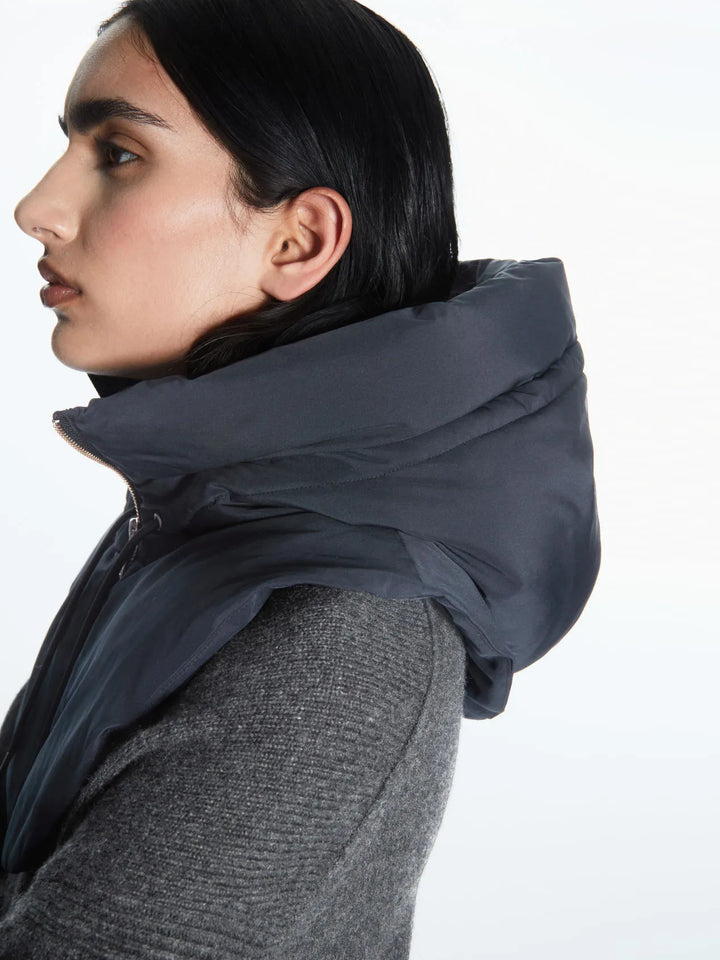 Dames Selena capuchon sjaal in het zwart, stijlvolle winteraccessoire