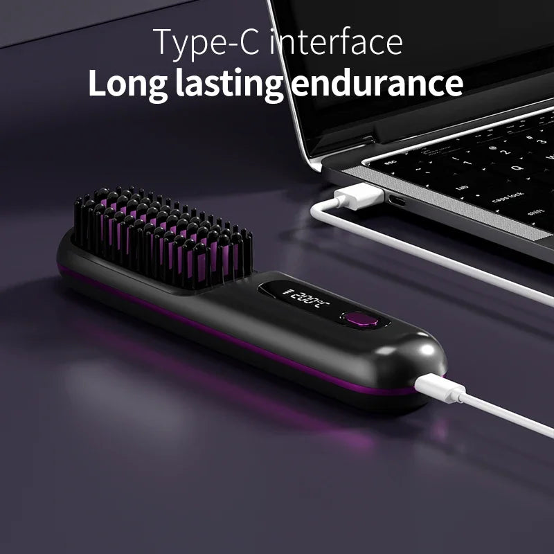 Glissara haarstyler wordt opgeladen via USB-C kabel aan laptop