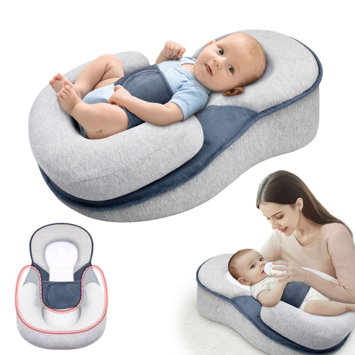 Baby kussen in platte uitvoering, kleur Zwart, op een schone ondergrond.