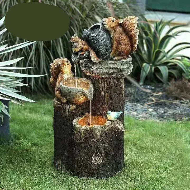 Gedetailleerd beeld van een kunsthars tuinbeeld met waterfunctie.