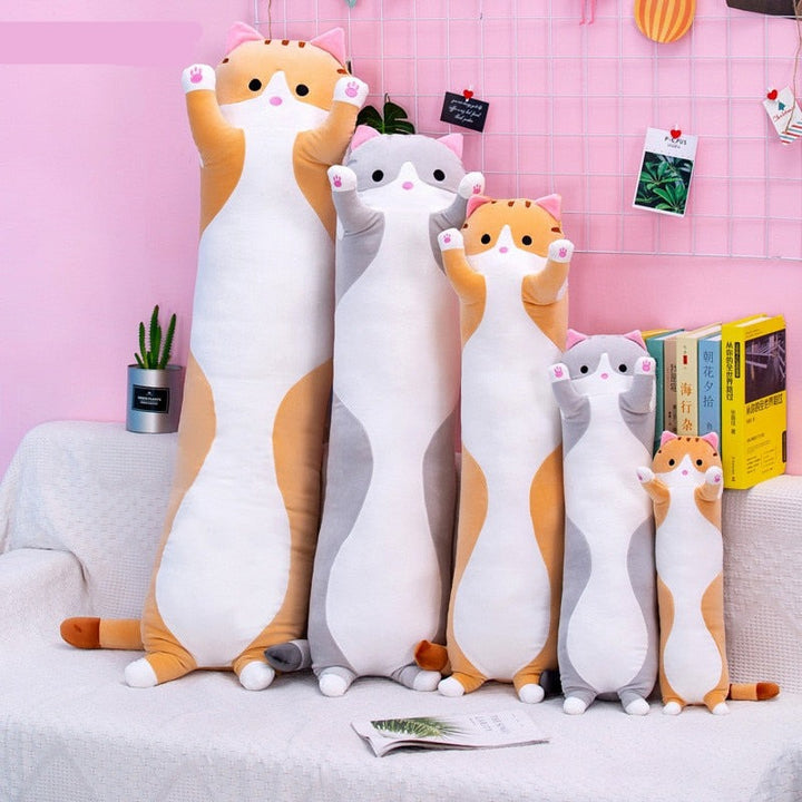 Schattig pluche kattenkussen voor op de bank
