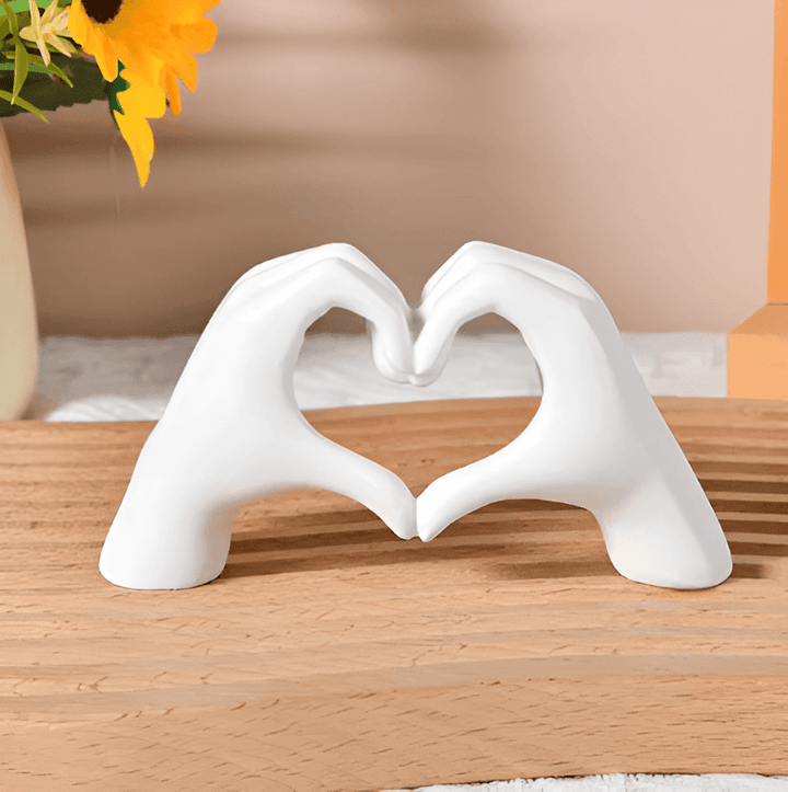 Elegant symbolisch liefdeshart, handgemaakte decoratie met een hartvormig design dat liefde en thuis viert.