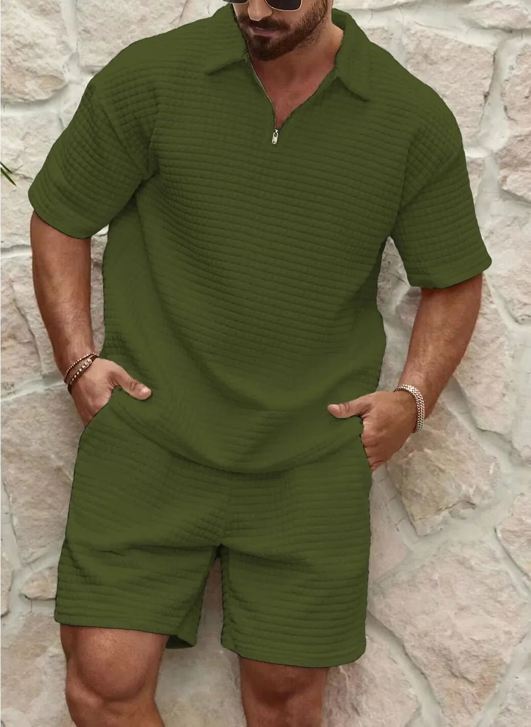 Trendy tweedeilig heren zomer setje met korte broek en polo voor warme dagen