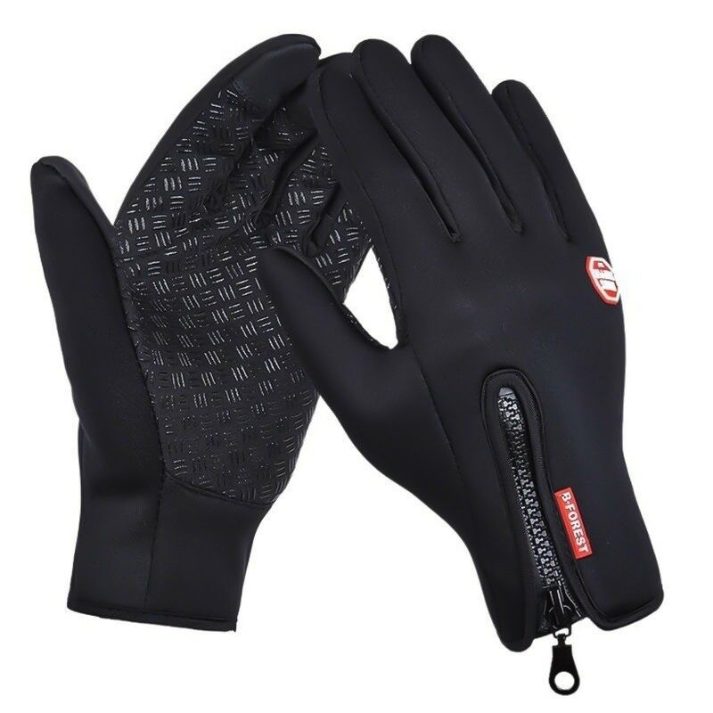 Flexibele winterhandschoenen tonen de elastische polsband