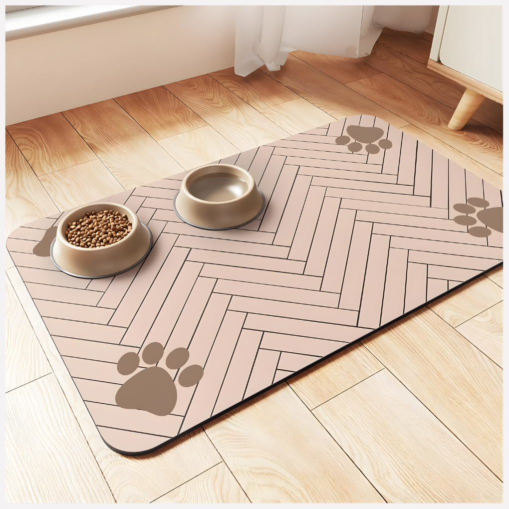 Duurzame rubberen waterbak mat, ideaal voor honden en katten. Antislip en absorberend voor een nette eetomgeving.