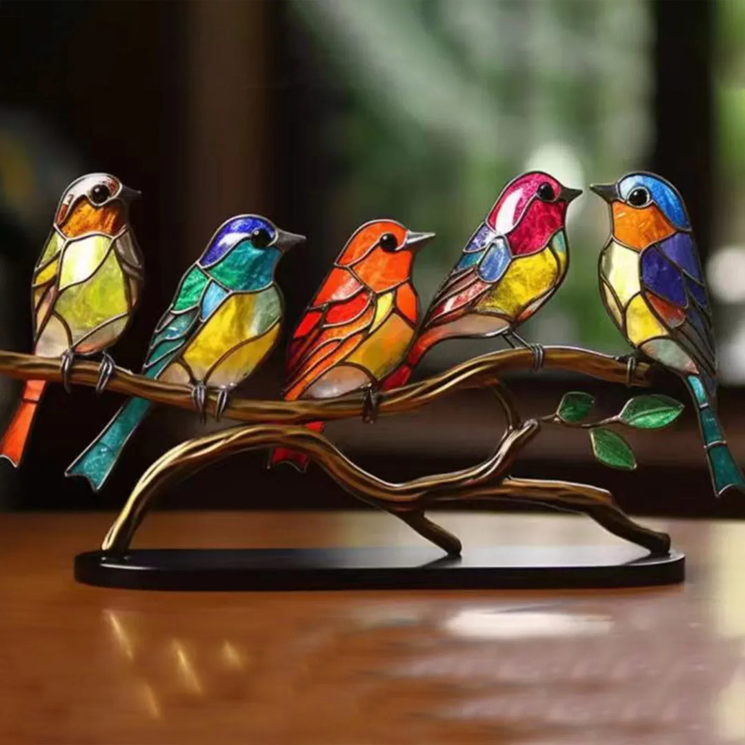 Stijlvolle decoratie: acryl vogels op tak. Elegant vogelbeeldje voor een unieke sfeer thuis.
