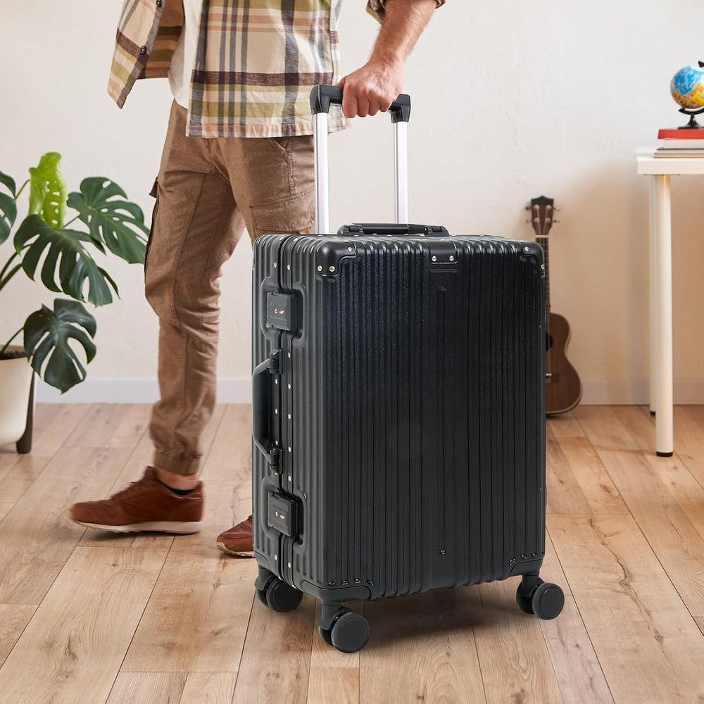 Duurzame harde reiskoffer met aluminium frame, TSA slot en soepele stille wielen.