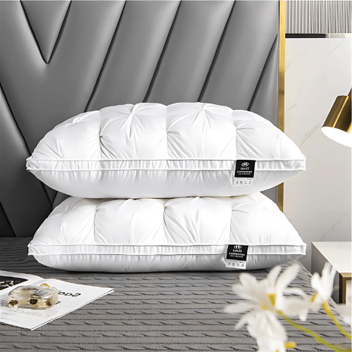 Aurélie premium ganzendons kussen, garandeert een luxe en rustgevende slaapomgeving elke nacht.