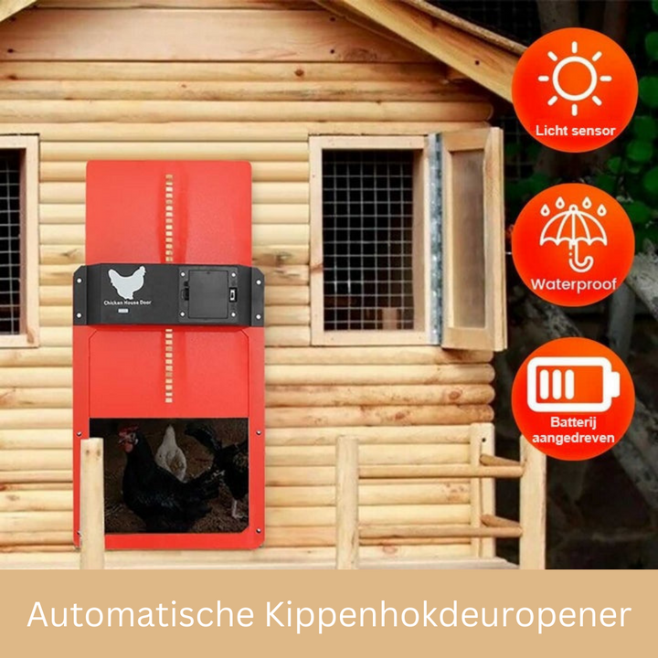 Eenvoudig te installeren SafeCoop automatisch kippendeursysteem gemonteerd op houten kippenhok. Roofdierbestendig.
