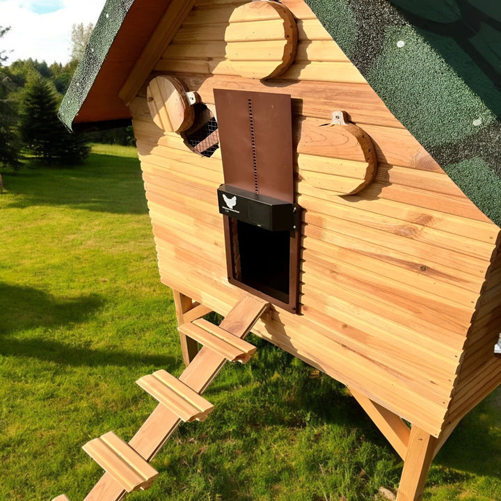 Modern automatisch kippenluik, een slimme en handige toevoeging aan elke boerderij.