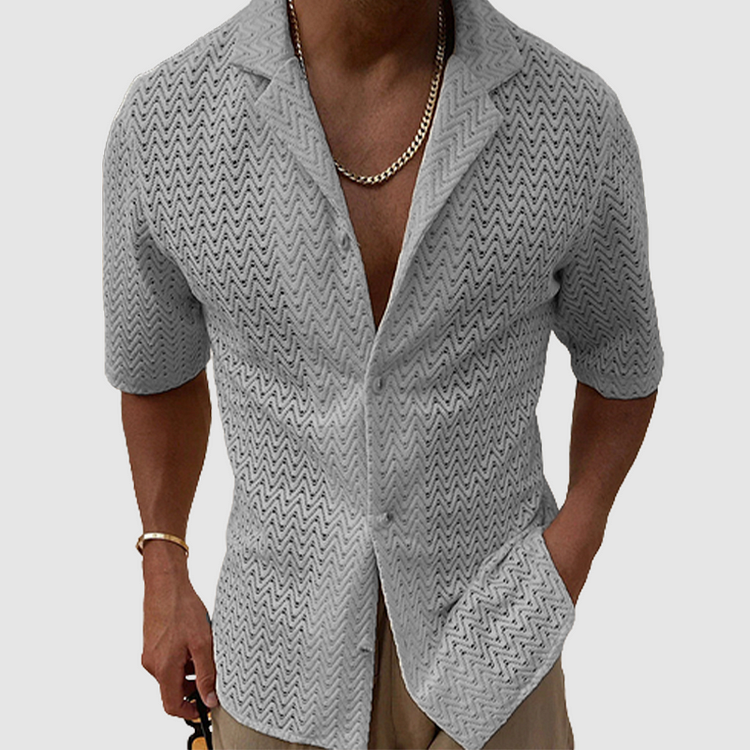 Comfortabel heren overhemd voor zomerkleding en zonnige dagen
