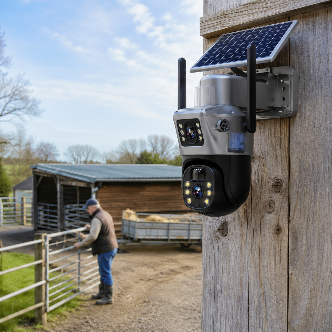 Duurzame wifi beveiligingscamera met zonnepaneel gemonteerd aan de muur