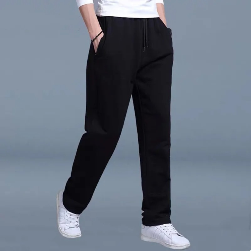 Veelzijdige Balti heren sportbroek, geschikt als comfortbroek voor thuis, sport of een casual look.