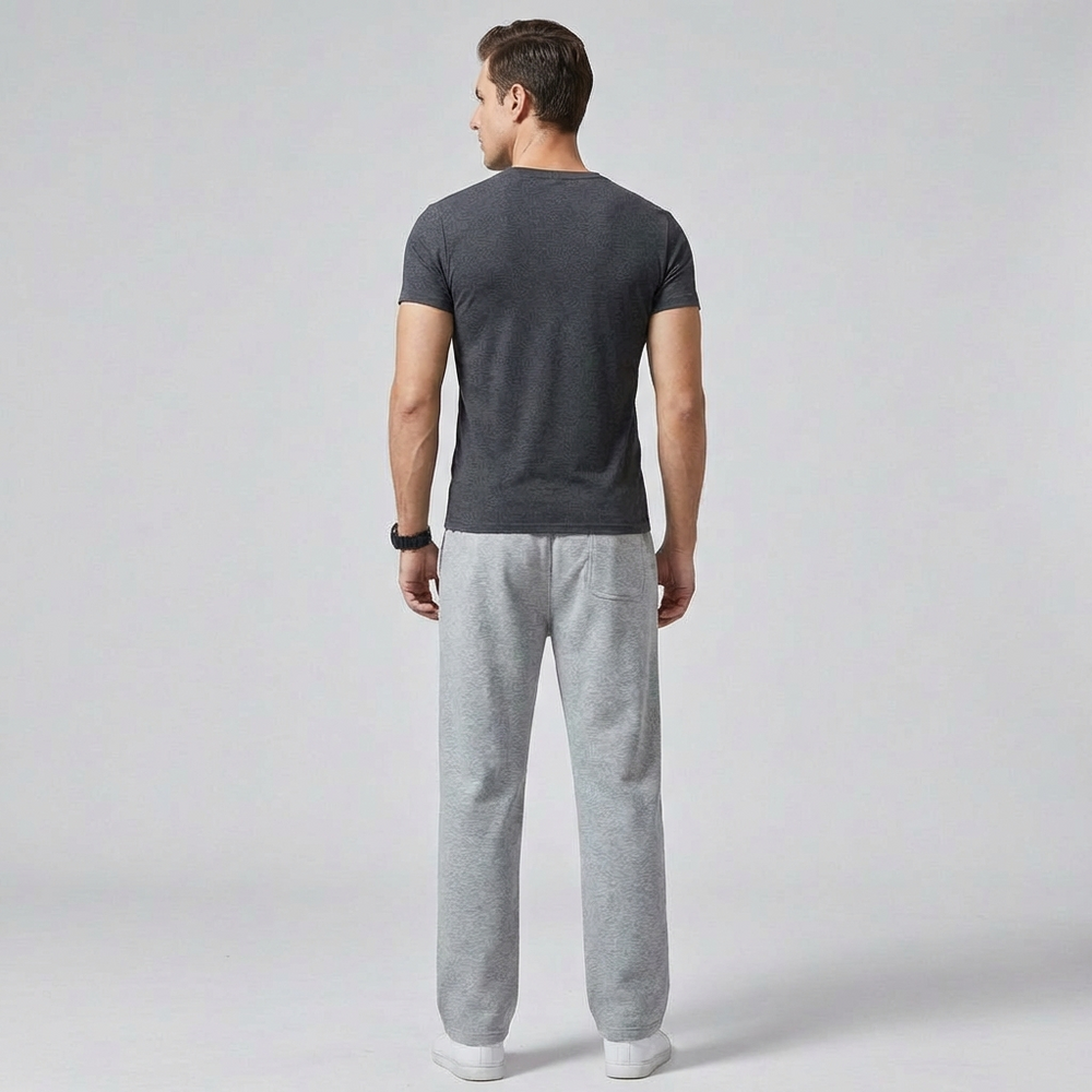 Zachte polyester heren joggingbroek Balti met wijde pijpen, perfect als comfortbroek voor thuis of sport.