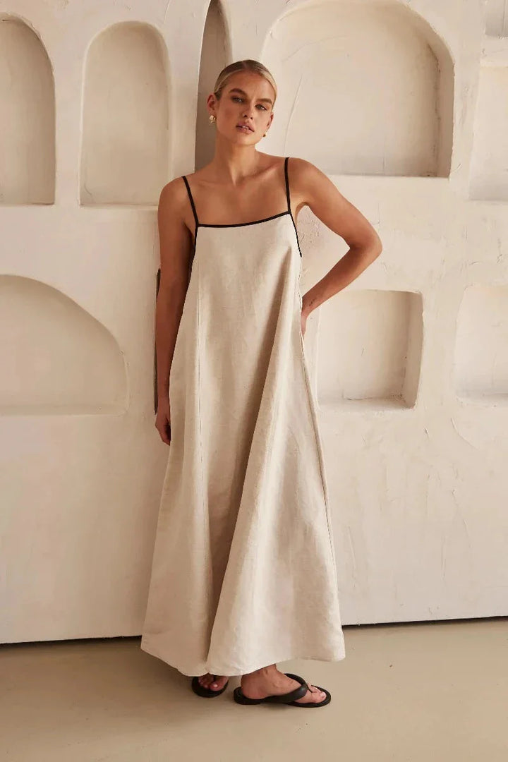 Dames mouwloze zomerjurk, beige linnenlook, lange boho stijl, ideaal als strandjurk.