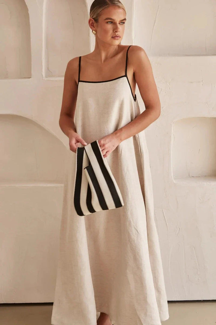Boho dames maxi jurk, mouwloos, beige, linnenlook, comfortabel en casual voor de zomer.