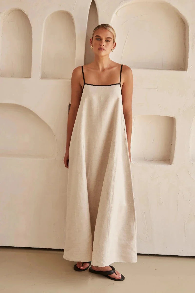 Beige linnenlook zomerjurk, mouwloos, maxi model, boho stijl, een must-have voor dames.