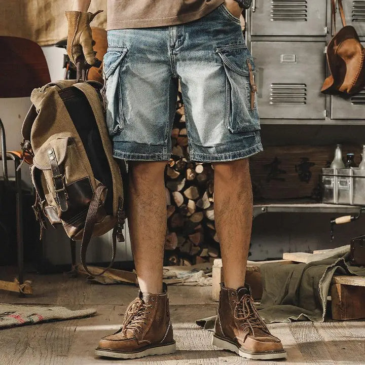 Heren retro denim cargo bermuda, blauw, met handige zakken voor een comfortabele zomer.