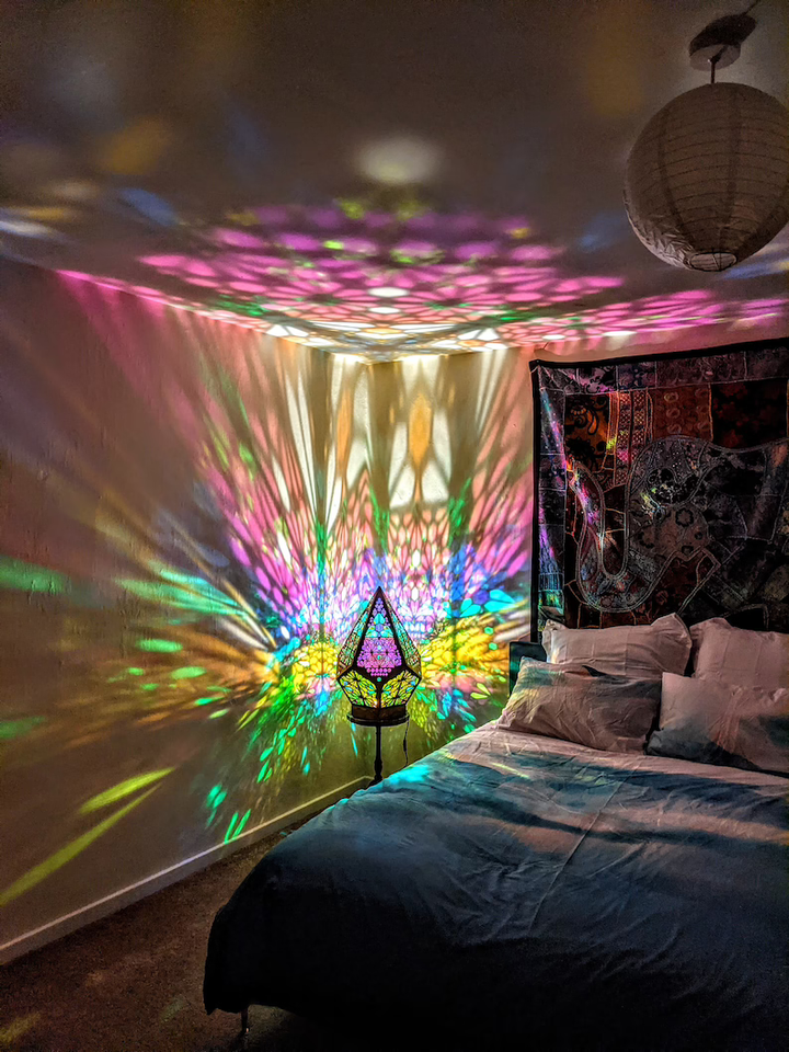 Decoratieve LED lamp met bohemien diamant design, stijlvolle USB verlichting voor elke kamer.