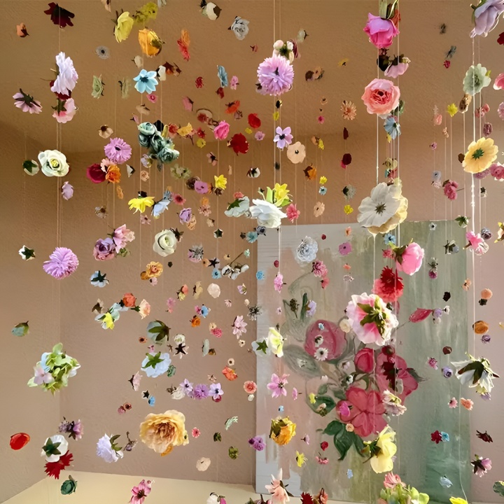 Decoratieve kunstbloemenslinger met 100 bloemen, ideaal voor verjaardag, evenement of huisdecoratie.