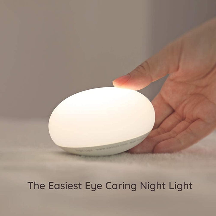 Dimbaar LED nachtlampje, oogvriendelijk voor rustige nachten en comfortabele voedingen.