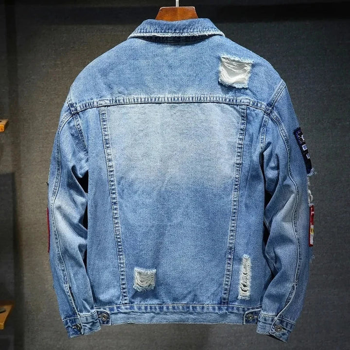 Zwarte heren denim jas met stoere rafels en vintage look voor streetwear outfits