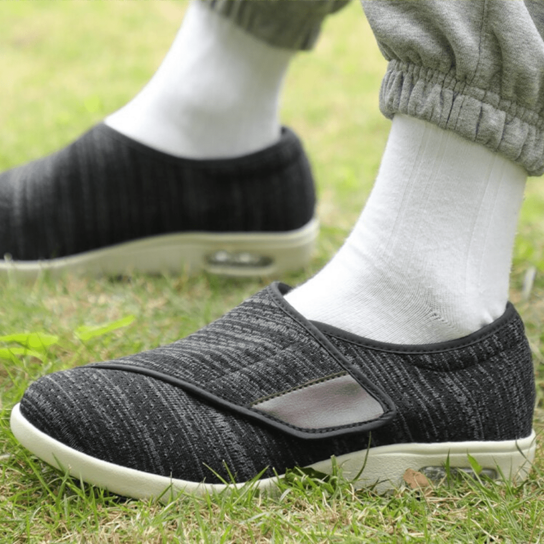 Brede diabetici schoenen ComfortEase voor dames & heren, met klittenbandsluiting.