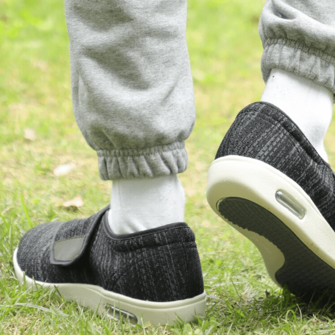 Unisex klittenband schoenen voor gevoelige voeten, ideaal voor diabetici en oedeem.