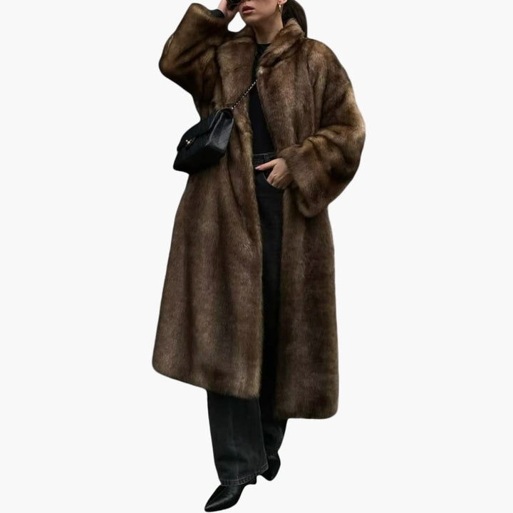 Bruine damesjas met staande kraag, lange mouwen en open voorkant, perfect als elegante dagelijkse bovenlaag.