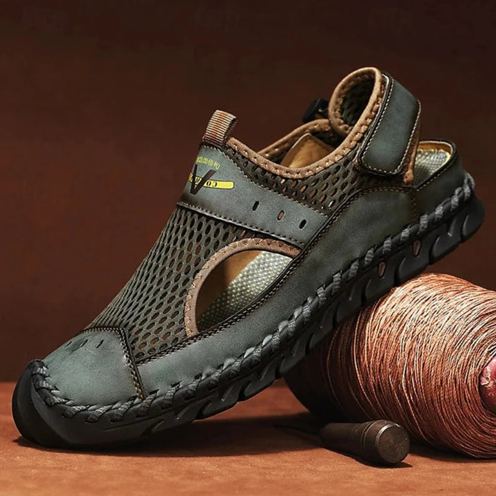Comfortabele groene heren casual sandalen met gesloten teen, orthopedische ondersteuning voor dagelijks gebruik.