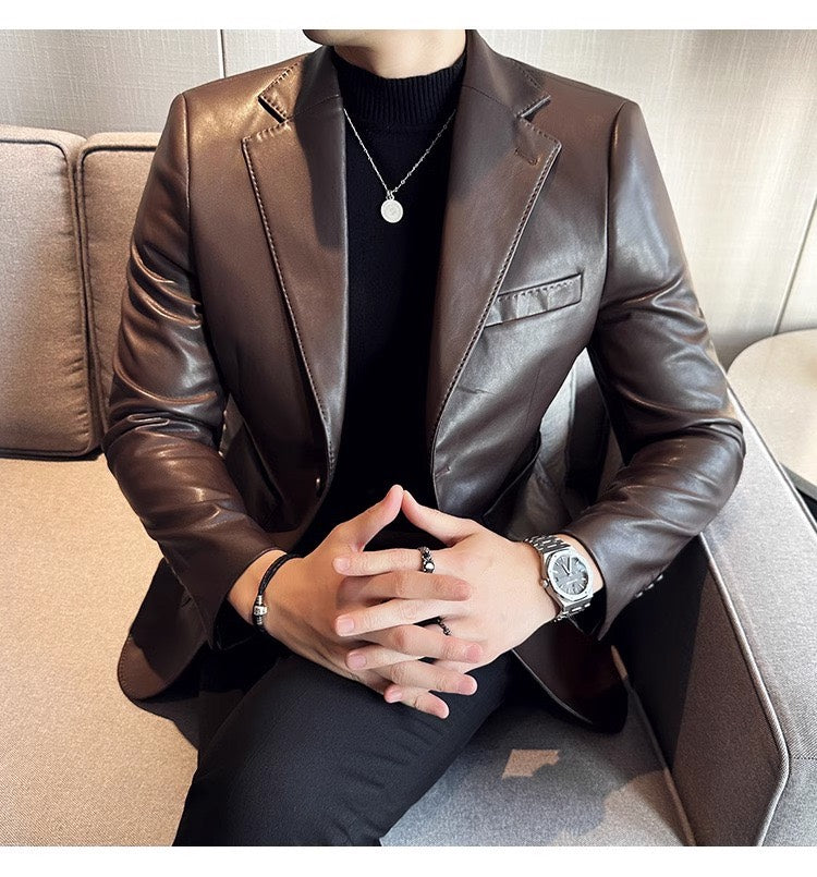 Duurzame zwarte leren heren blazer Maverik. Comfortabel colbert voor zowel formele als casual gelegenheden.