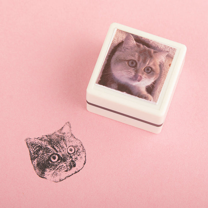Cadeauverpakking met een unieke, gepersonaliseerde huisdier stempel voor dierenliefhebber.
