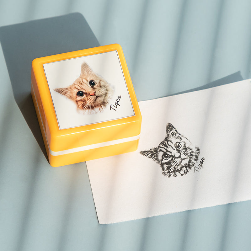 Unieke rubber stempel, gepersonaliseerd met foto van huisdier, perfect cadeau voor dierenliefhebbers.