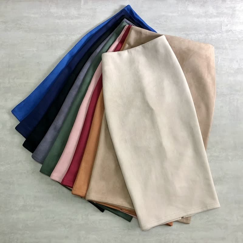 Elegante ClubSkirt™ damesrok, perfect voor een professionele kantoorlook. Combineert stijl met zakelijk comfort.
