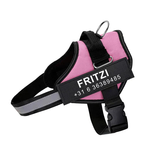 Ergonomisch anti-trek hondenharnas voor comfortabele wandelingen. Gemaakt van duurzaam, ademend nylon.