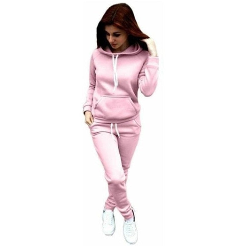 CuteSuit I dames trainingspak, modieus en comfortabel voor zowel thuis als een casual uitje.