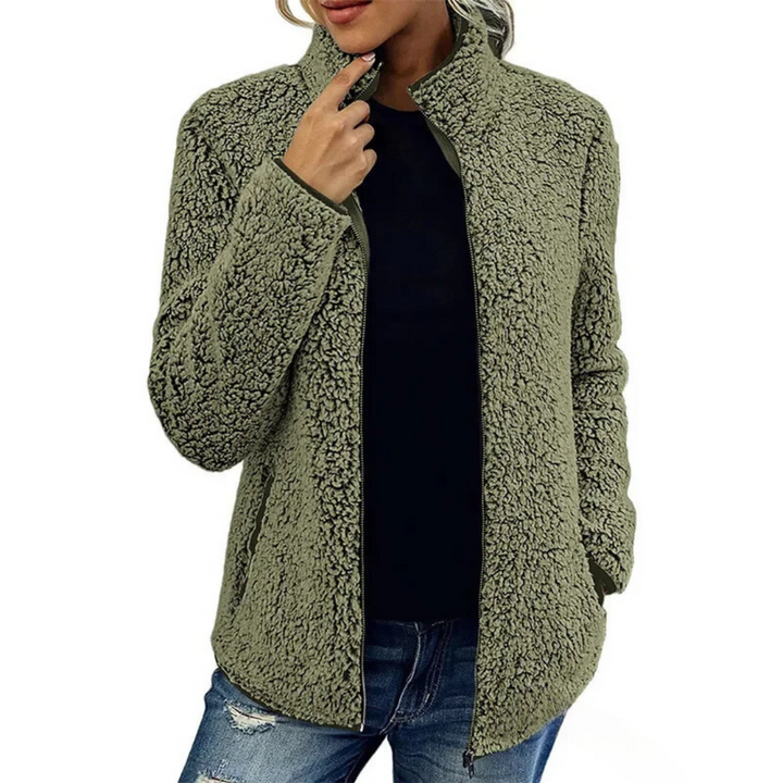 Warm fleece damesvest Petra met stijlvolle hoge kraag; perfecte comfortabele bovenkleding voor de winter.