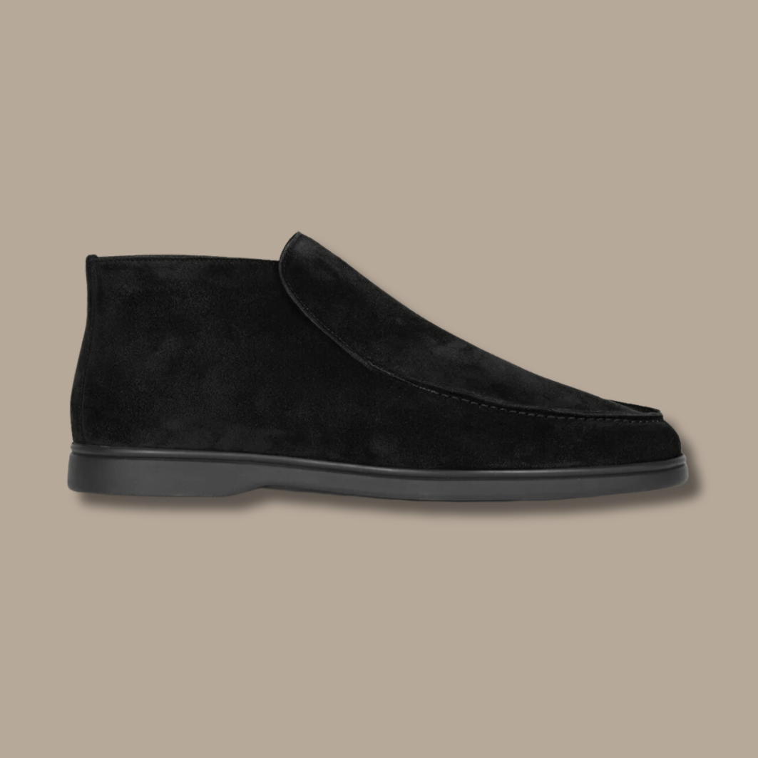 Gedetailleerde foto van LuxeStride suède heren instappers. Comfortabele & stijlvolle loafers in meerdere kleuren.