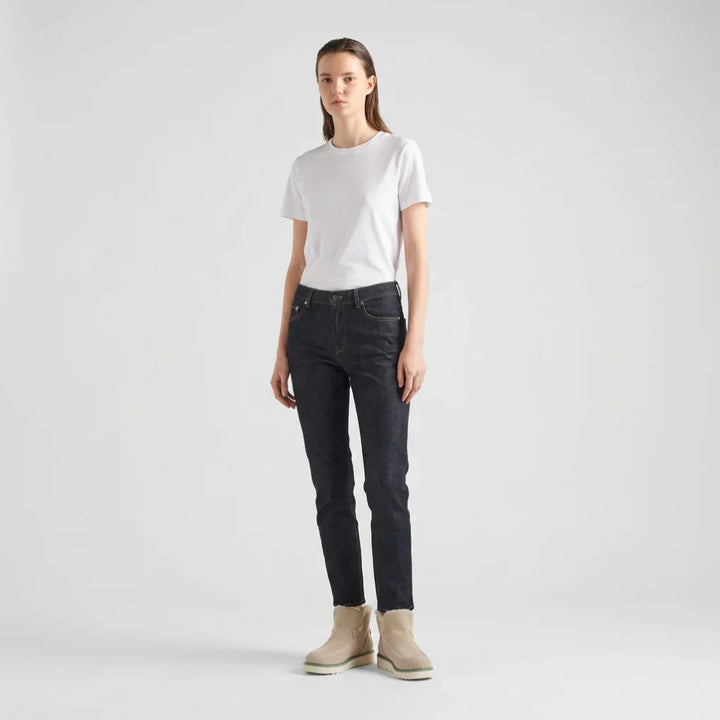 Zwarte gripvaste bontgevoerde winterschoenen; perfect voor herfst en winter, comfortabel en casual.
