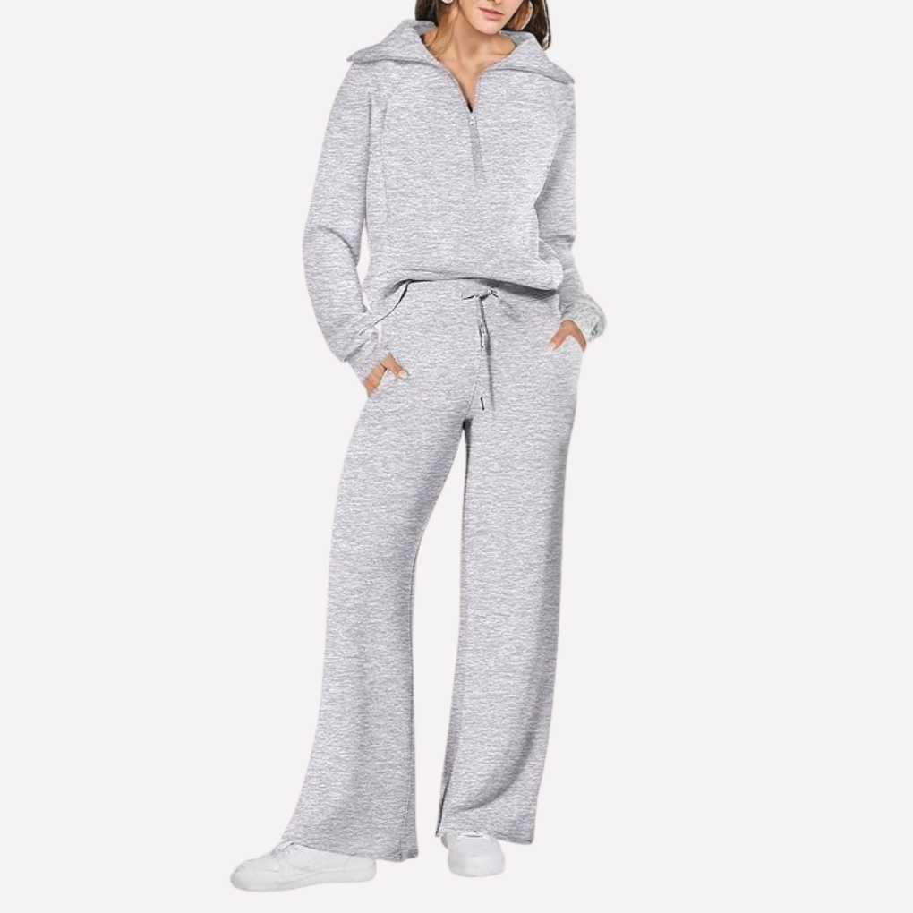 Gedetailleerde weergave van de wijde broek van de comfortabele dames reisoutfit, met elastische taille.