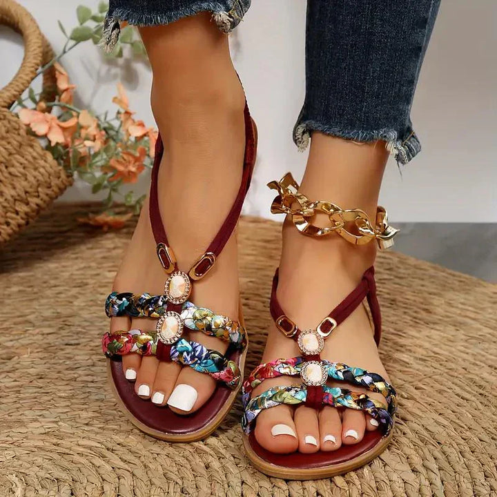 Modieuze platte slip-on sandalen voor dames, versierd met boho kralen voor de zomer.