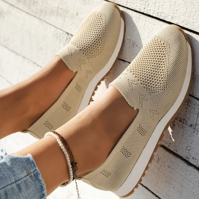 Orthopedische dames instappers, zachte loafers voor optimaal voetcomfort en ondersteuning.